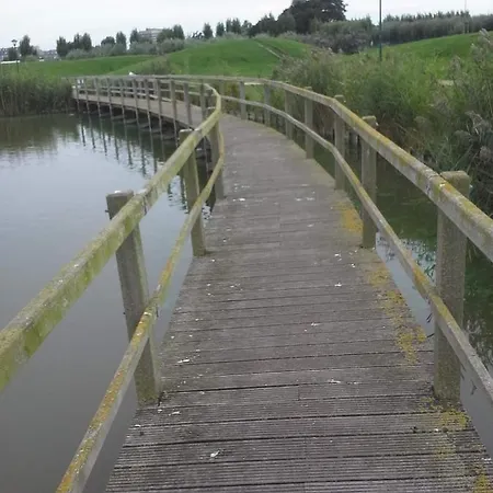 Luxueuze Stacaravan In Met Eigen Terras En Tuintje Domek alpejski Bredene
