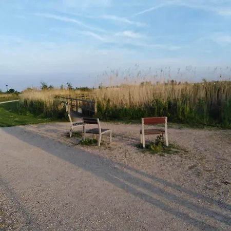 Luxueuze Stacaravan In Met Eigen Terras En Tuintje * Bredene